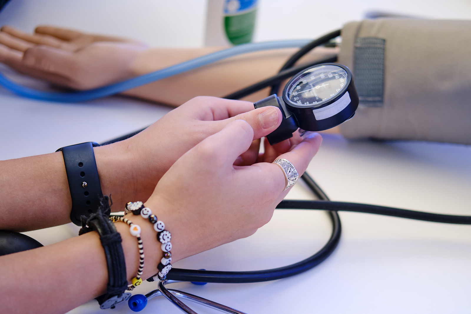 Blutdruck Prüfung in der Pflege